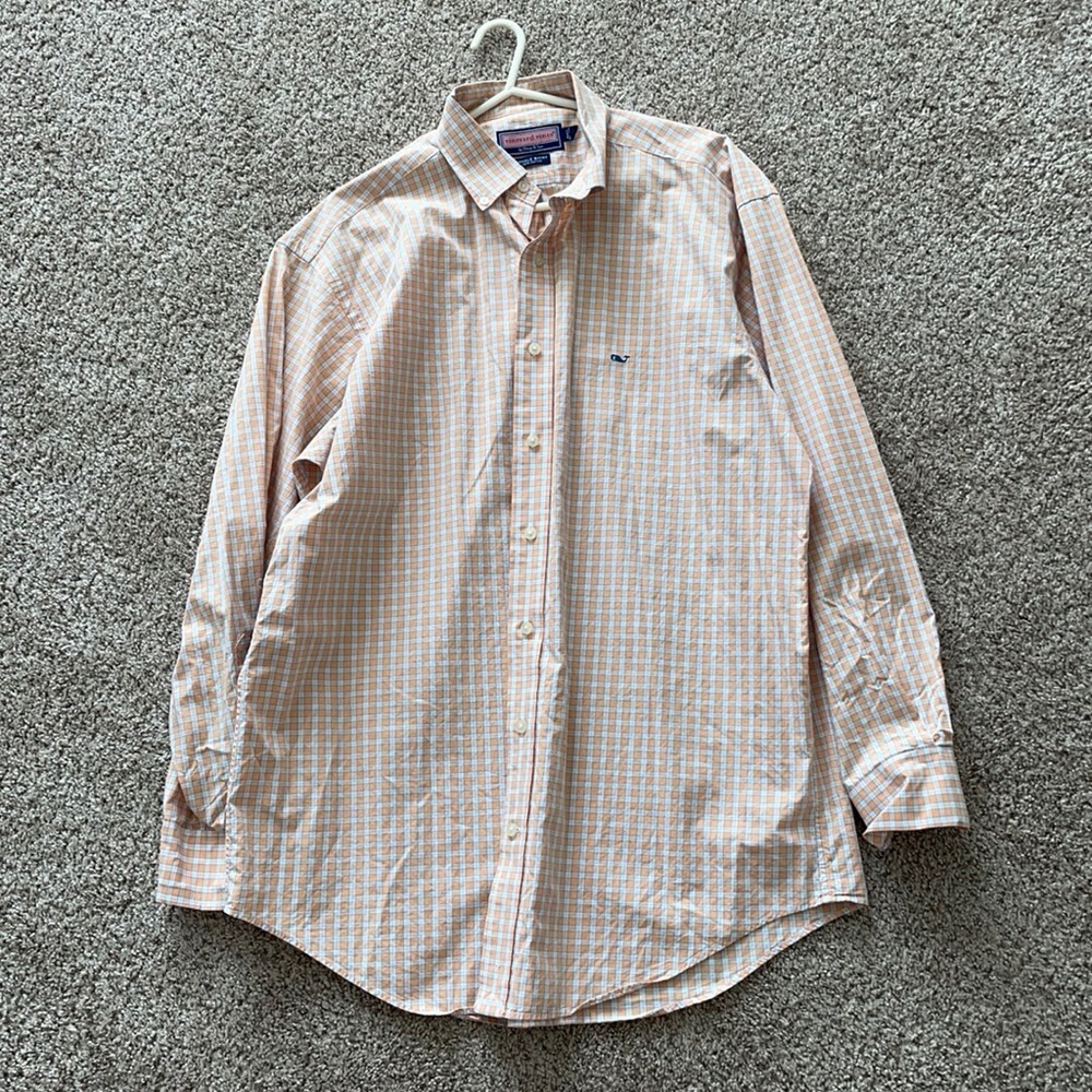 Vineyard Vines bottom down shirt